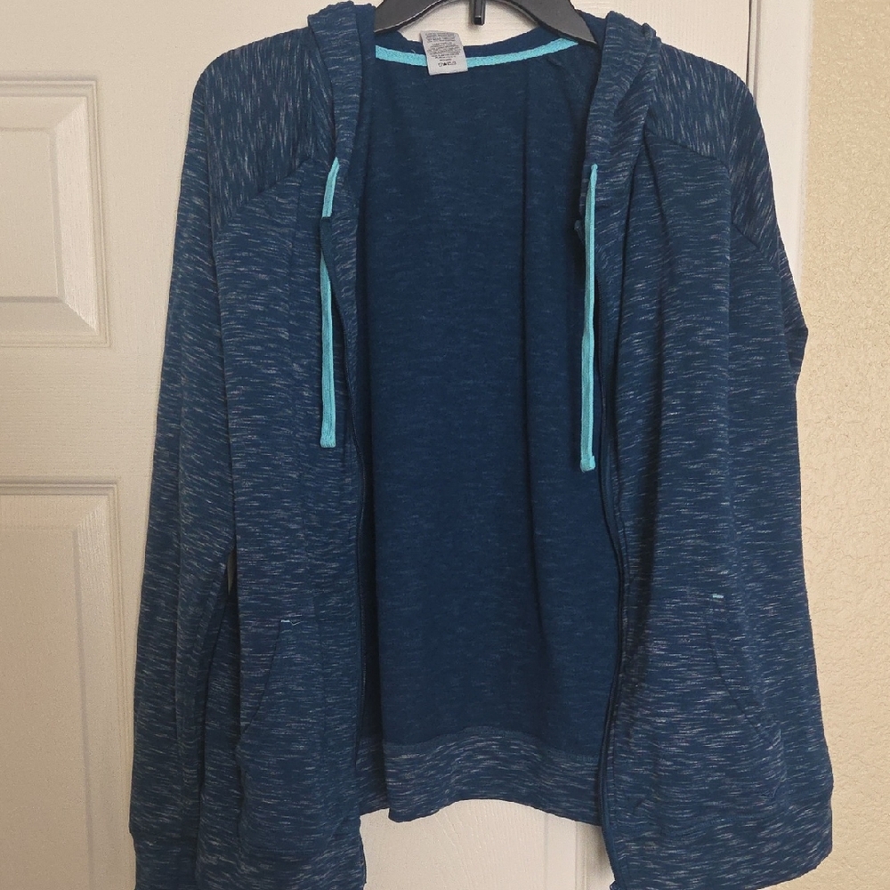 Everlast Navy and Aqua Top